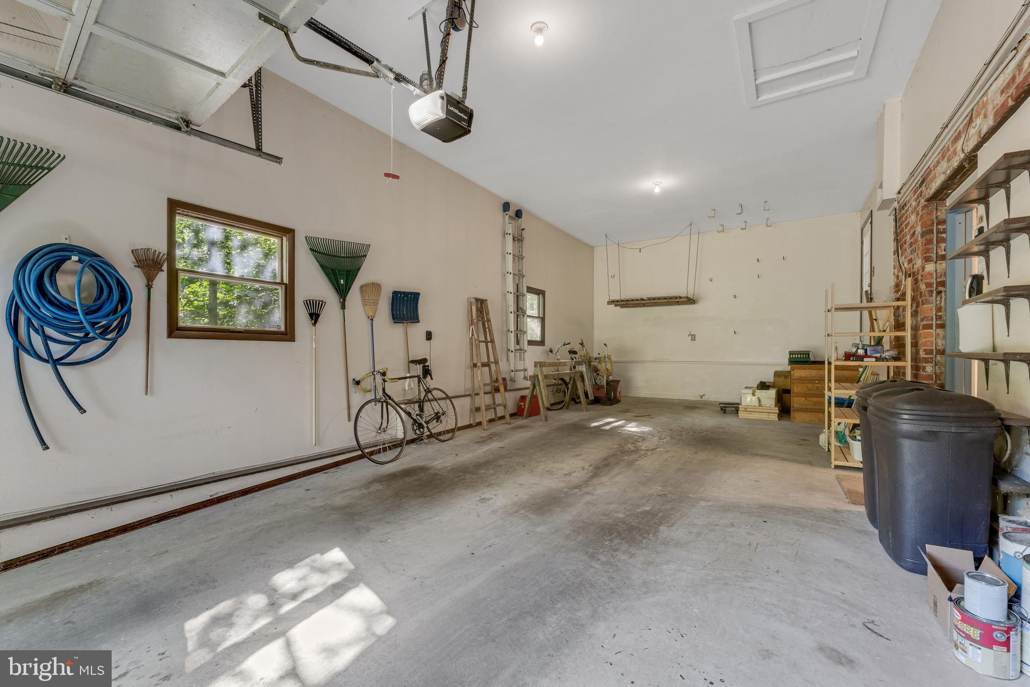 3904 Foreston Road Beltsville, MD 20705 - Photo 29 of 33 Large garage for your cars/workshop, or storage