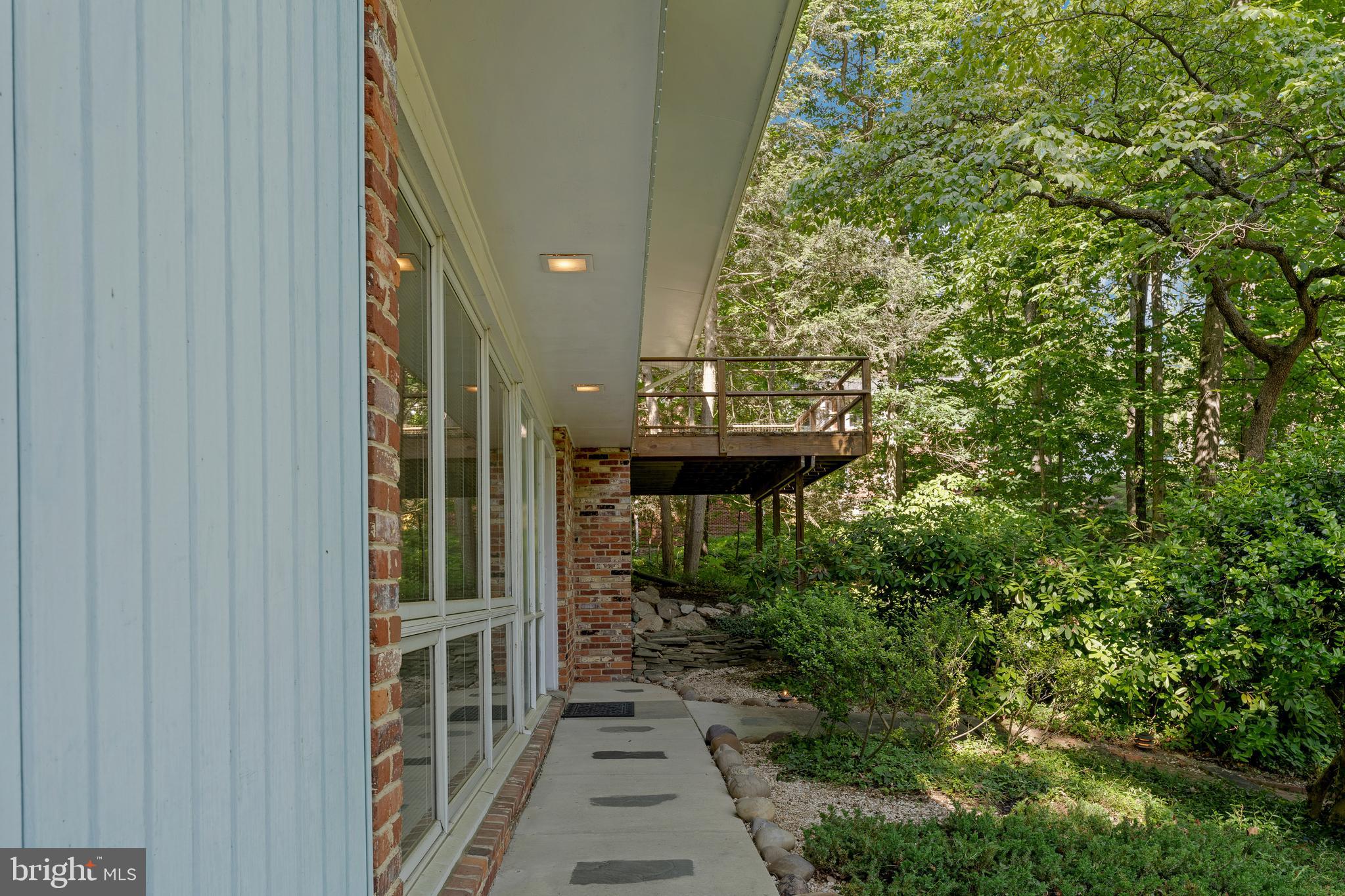 3904 Foreston Road Beltsville, MD 20705 - Photo 4 of 33 Gallery Image 4