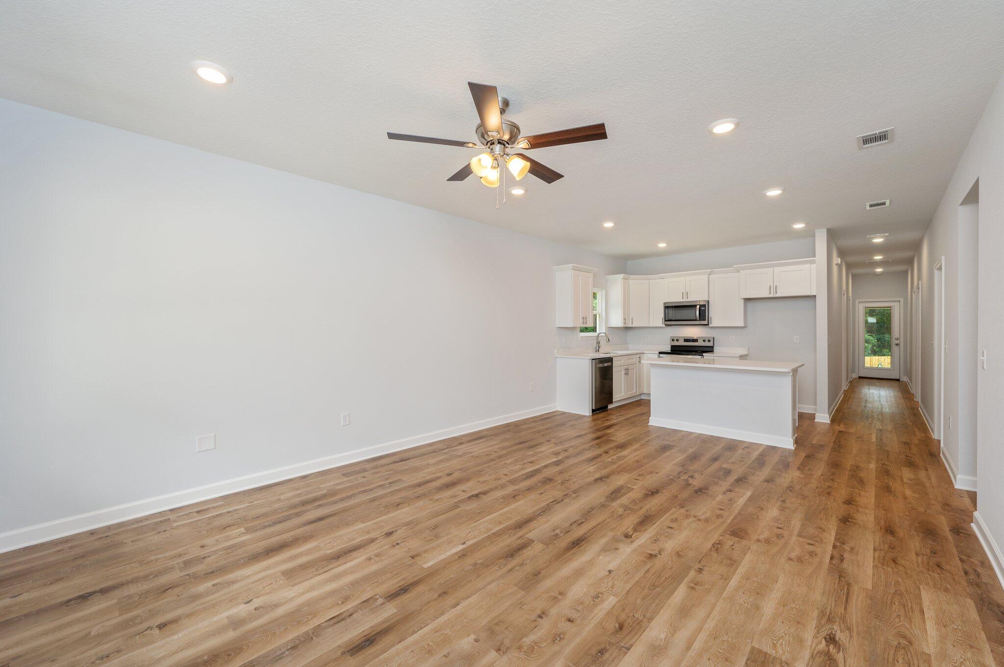 579 Brock Avenue Crestview, FL 32539 - Photo 2 of 29 2