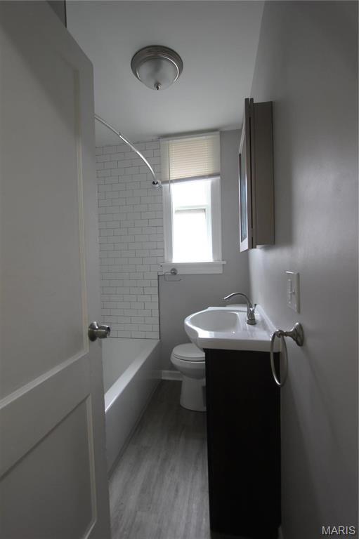 3969 Potomac Street, Unit 2E St. Louis, MO 63116 - Photo 6 of 9