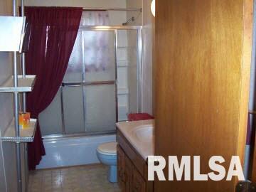 204 North Main Street Belle Rive, IL 62810 - Photo 8 of 9