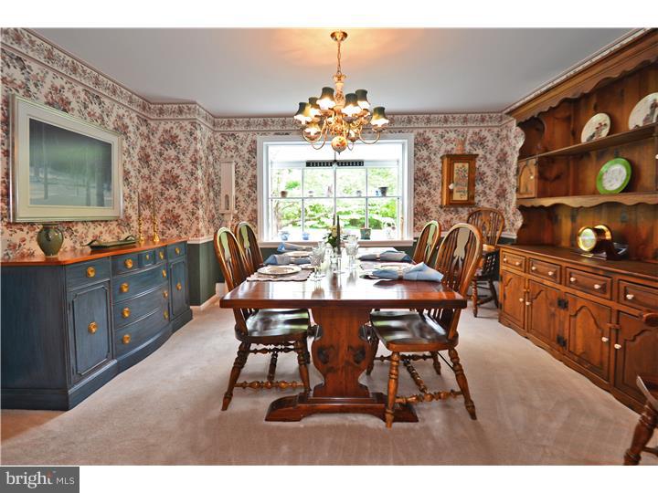 29 Pheasant Road Doylestown, PA 18901 - Photo 13 of 22 Dining Room