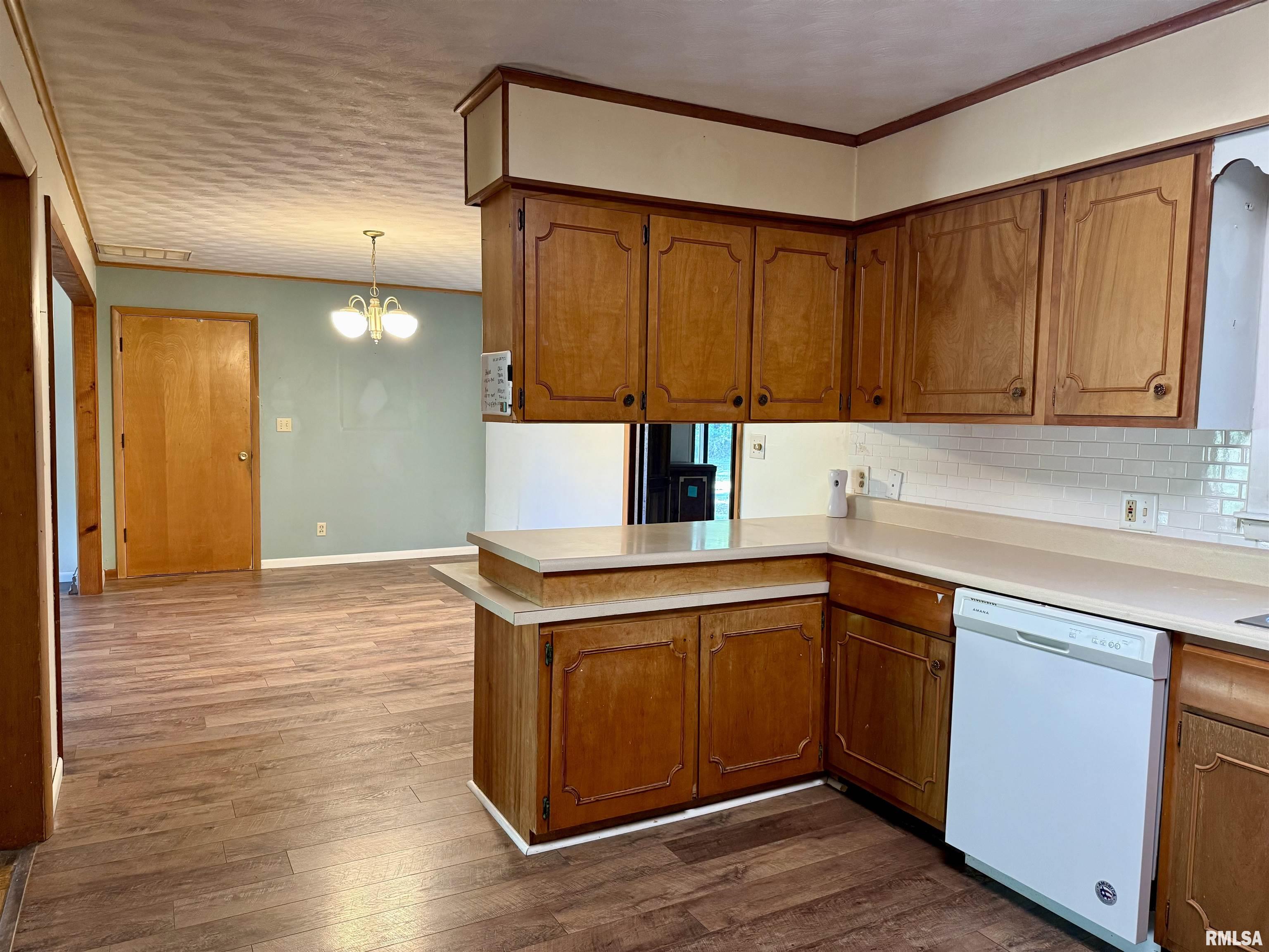 5188 Market Road Marion, IL 62959 - Photo 8 of 42 Gallery Image 8