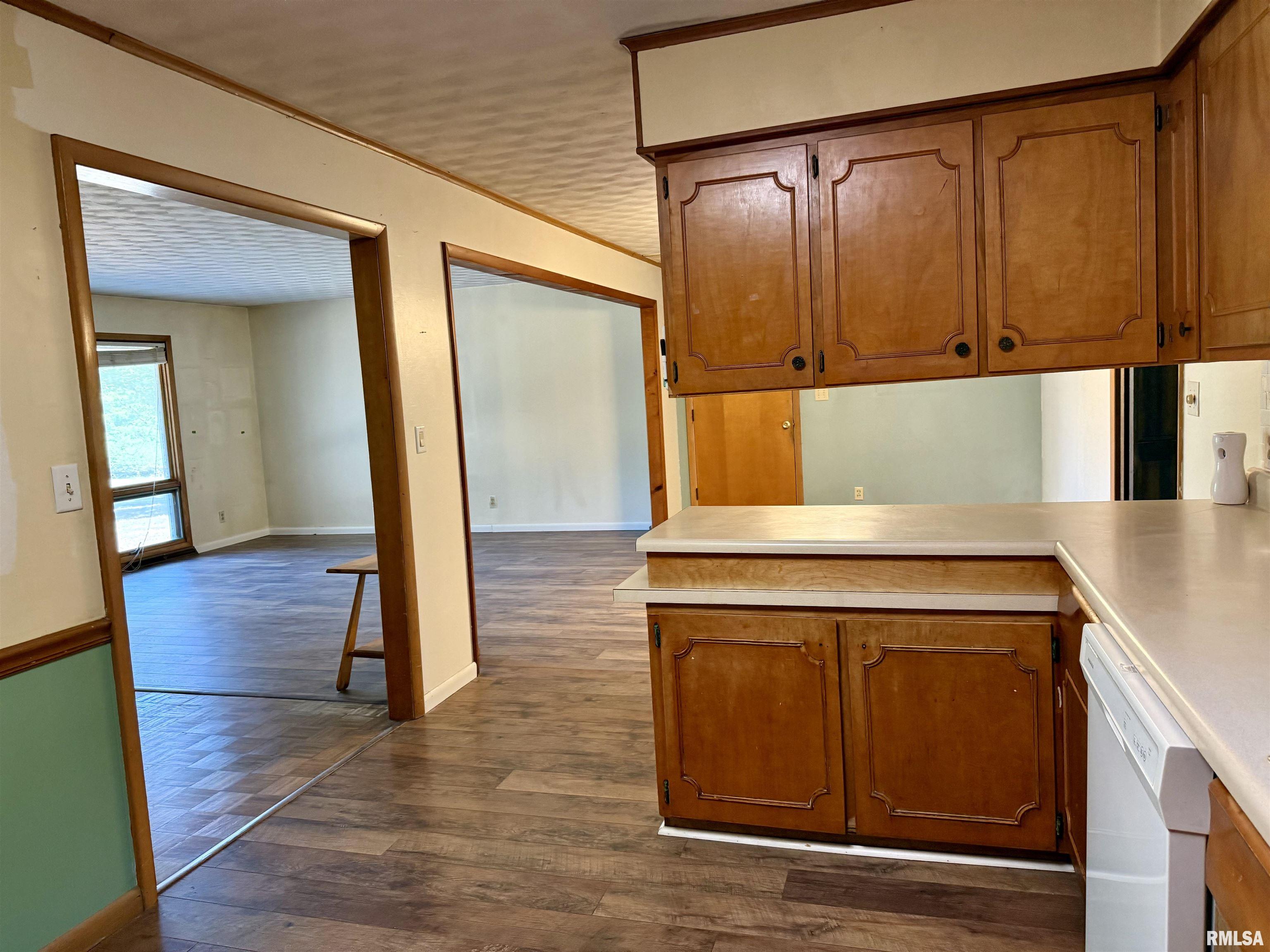 5188 Market Road Marion, IL 62959 - Photo 9 of 42 Gallery Image 9