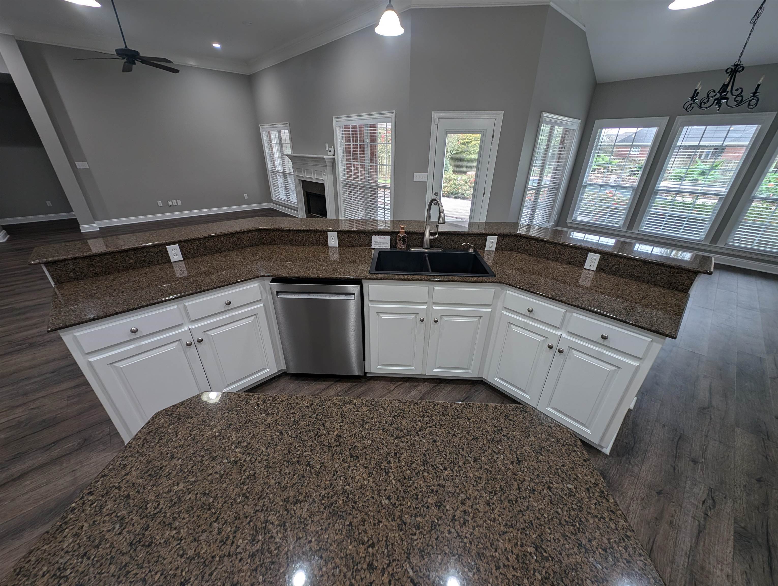 11623 Halcyon Loop Daphne, AL 36526 - Photo 26 of 90 Kitchen