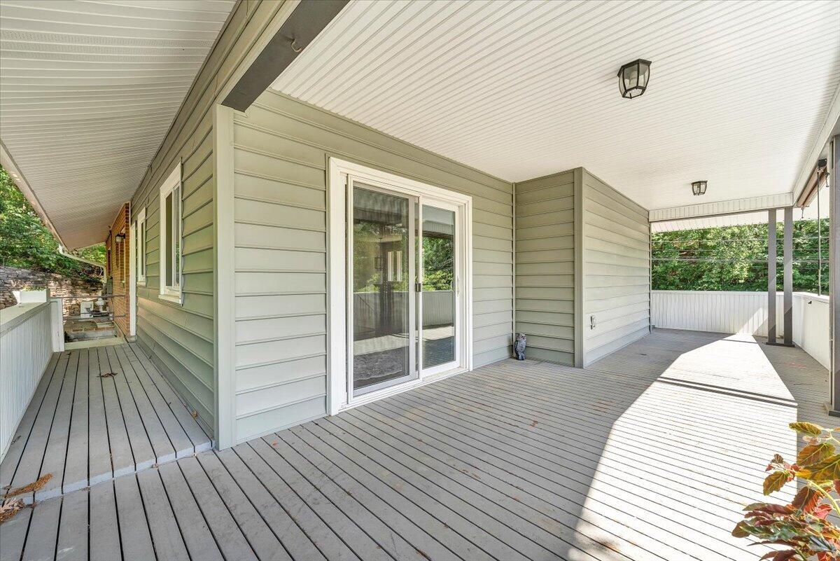 2801 Edgewood Street Southwest Roanoke, VA 24015 - Photo 33 of 60 47-MIB05673