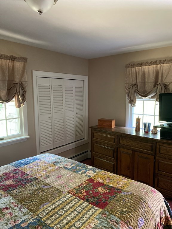79 Haverhill Road Topsfield, MA 01983 - Photo 7 of 11