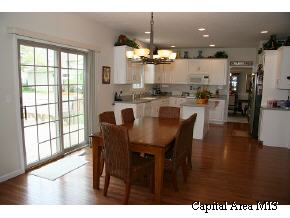 6417 Raintree Place Springfield, IL 62712 - Photo 4 of 9