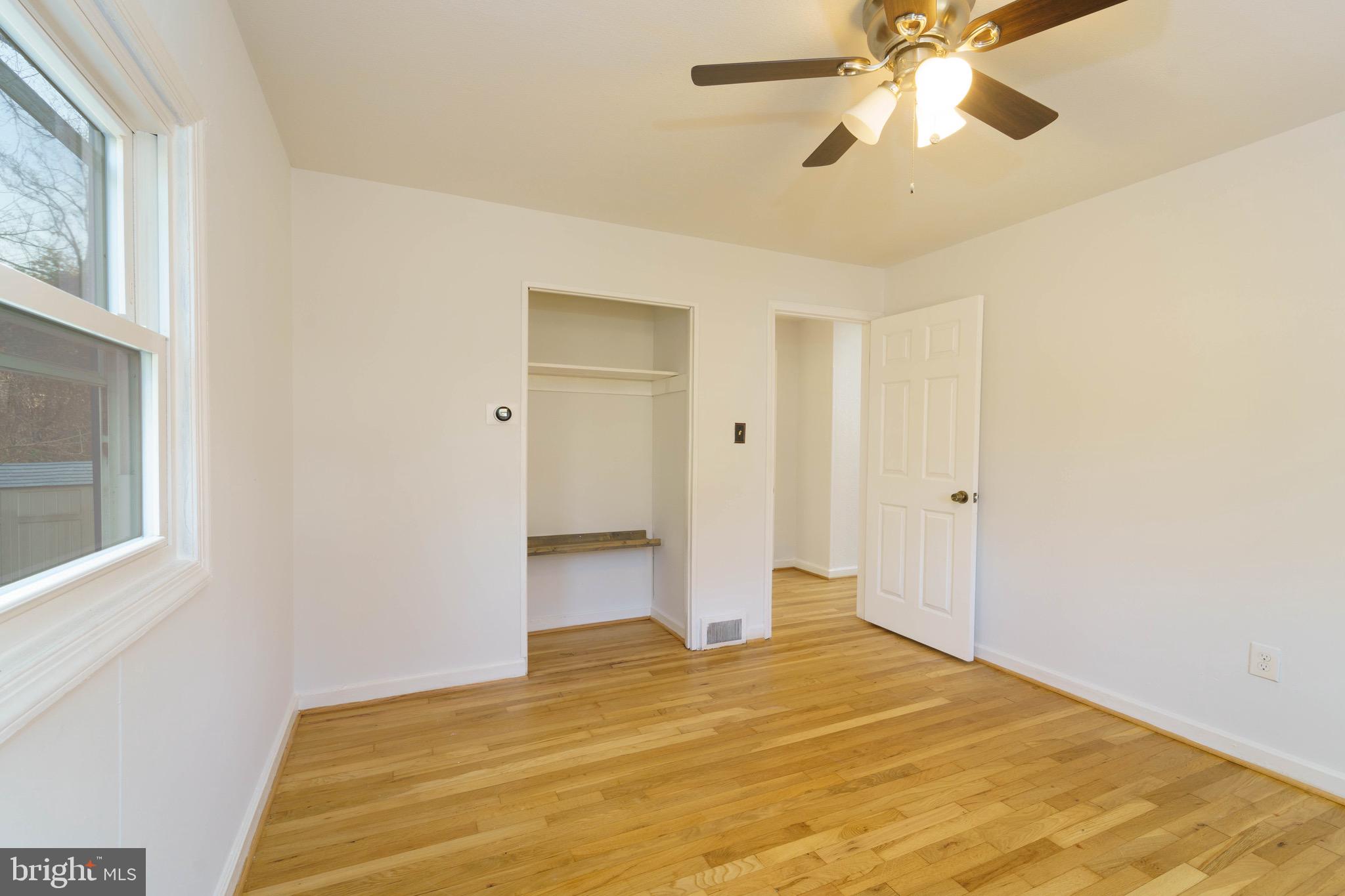 4400 Garrett Park Road Wheaton, MD 20906 - Photo 9 of 21