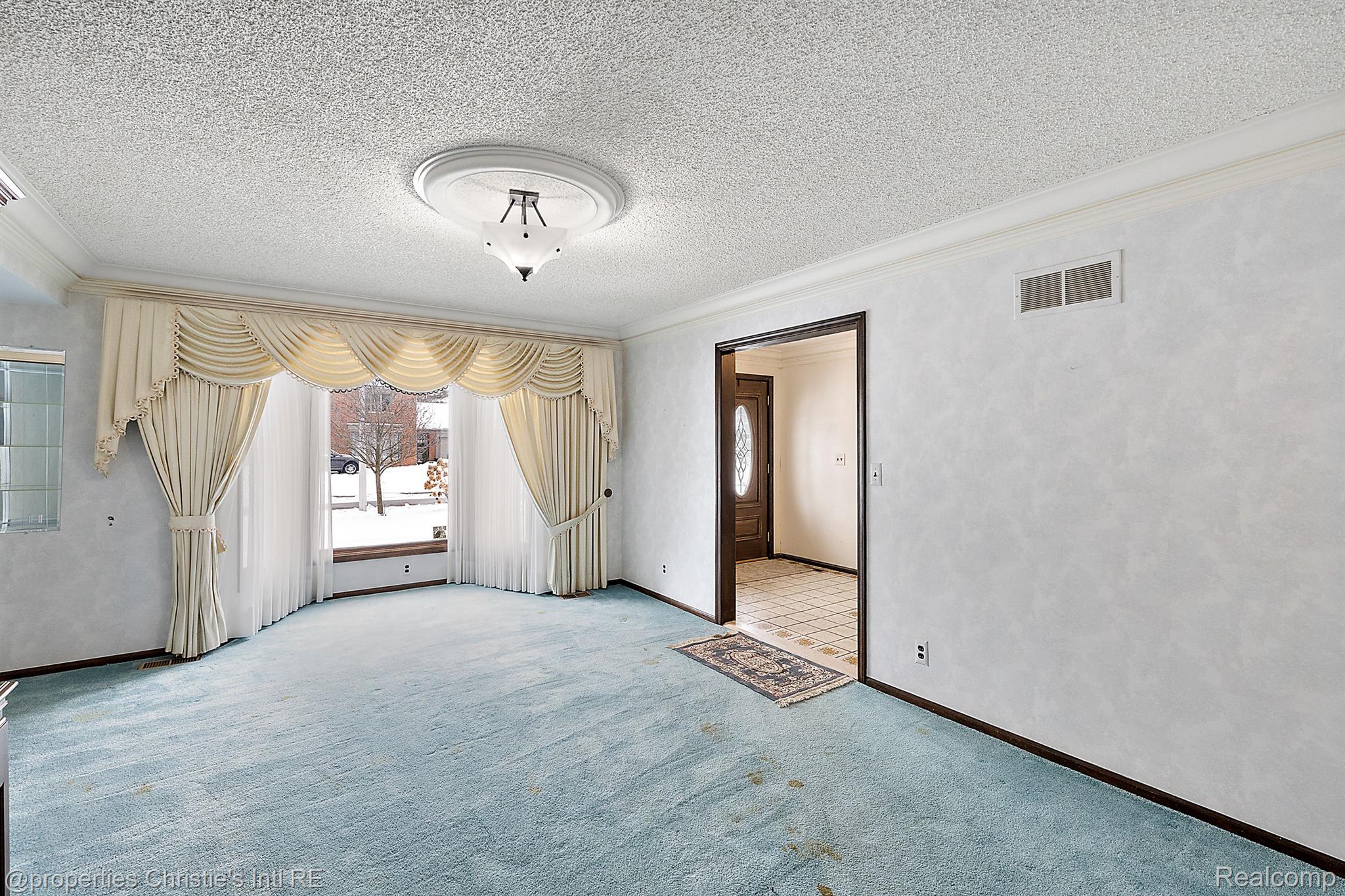 74 Belle Meade Road Grosse Pointe, MI 48236 - Photo 15 of 50 Gallery Image 15