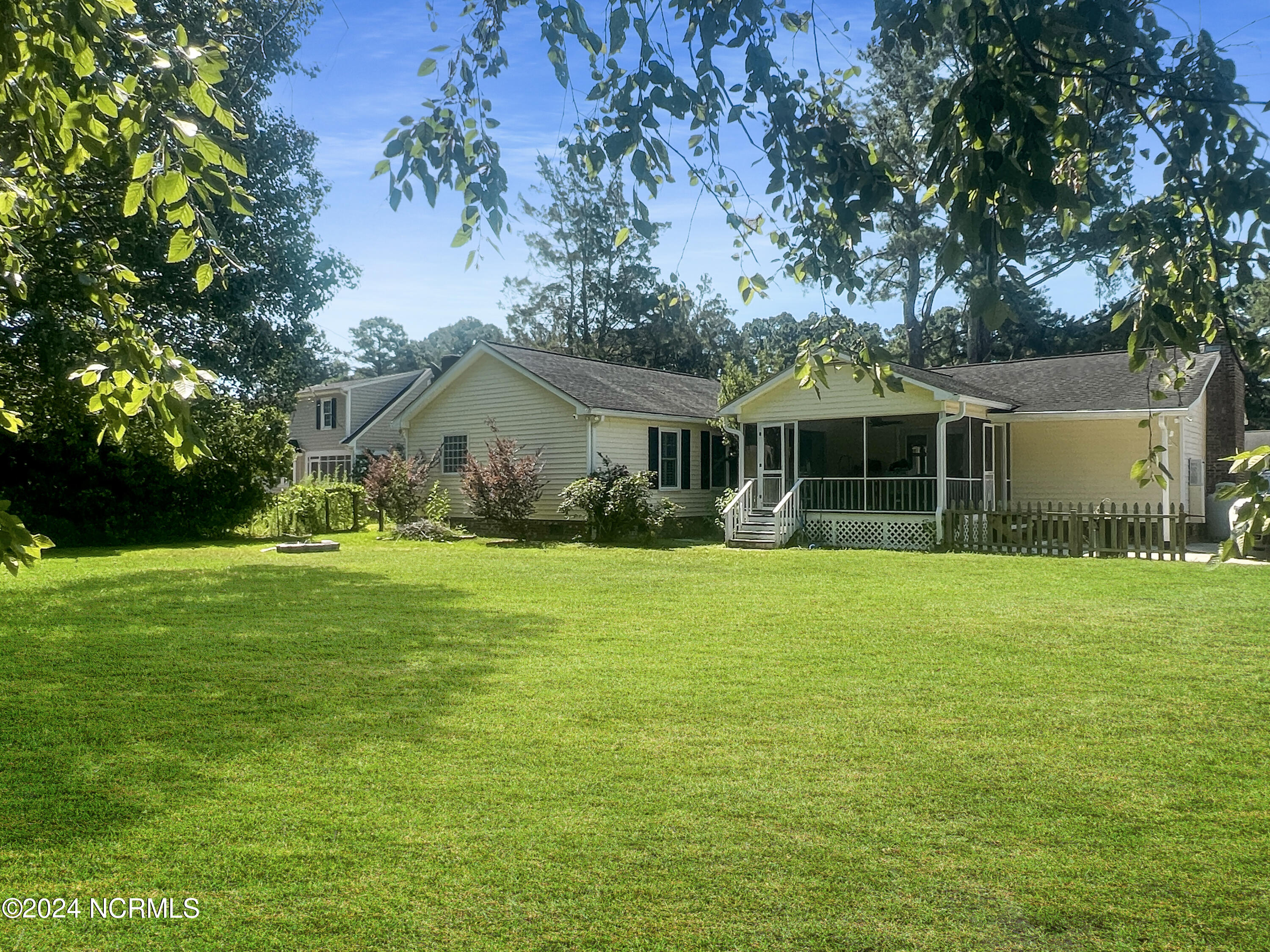 106 Marsh Road Washington, NC 27889 - Photo 6 of 39 ccb2537b3ee6b69aa12c2e77157df95b1989f573