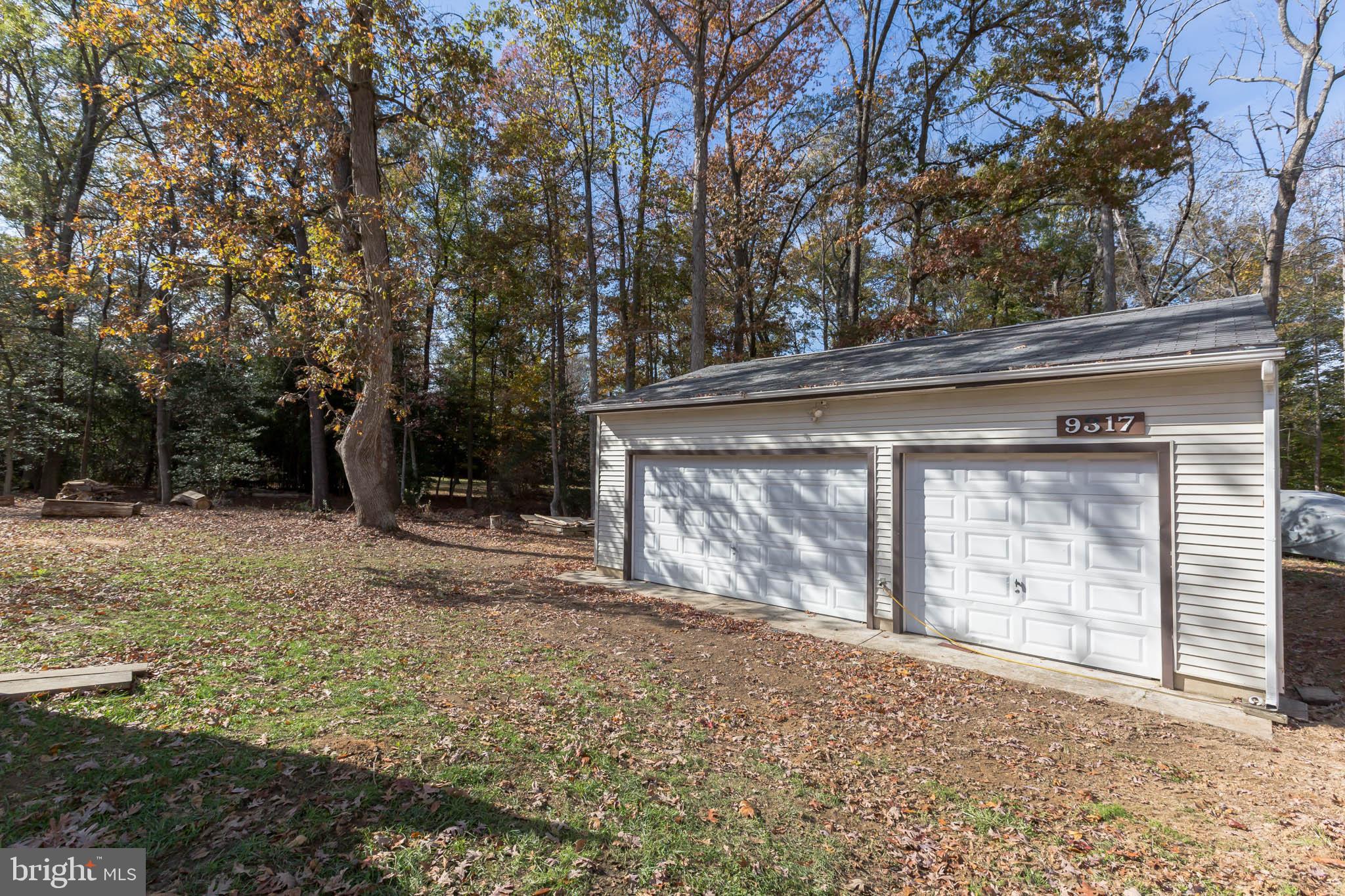 9317 Dangerfield Road Clinton, MD 20735 - Photo 5 of 31 Garage/Workshop