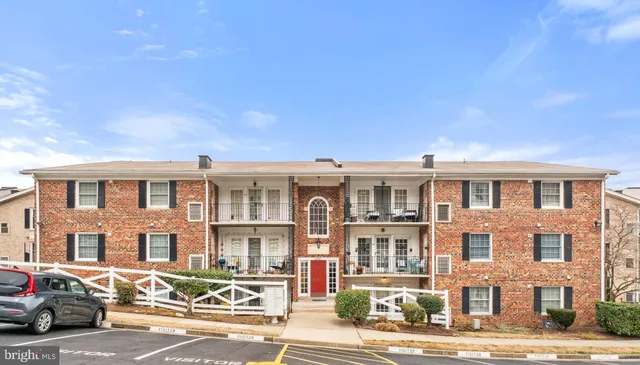 $290,000 | 12707 Gordon Boulevard, Unit 44, Woodbridge, VA 22192