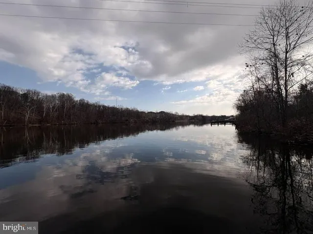 $290,000 | 12707 Gordon Boulevard, Unit 44, Woodbridge, VA 22192