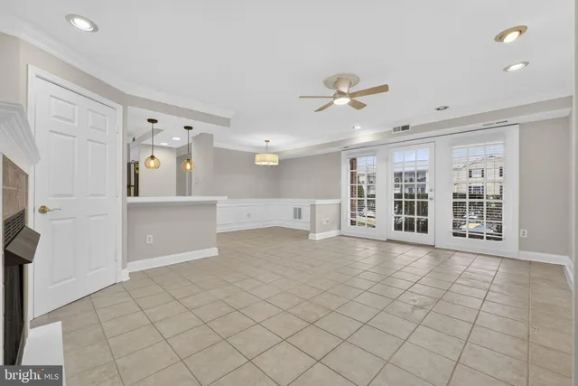 $290,000 | 12707 Gordon Boulevard, Unit 44, Woodbridge, VA 22192