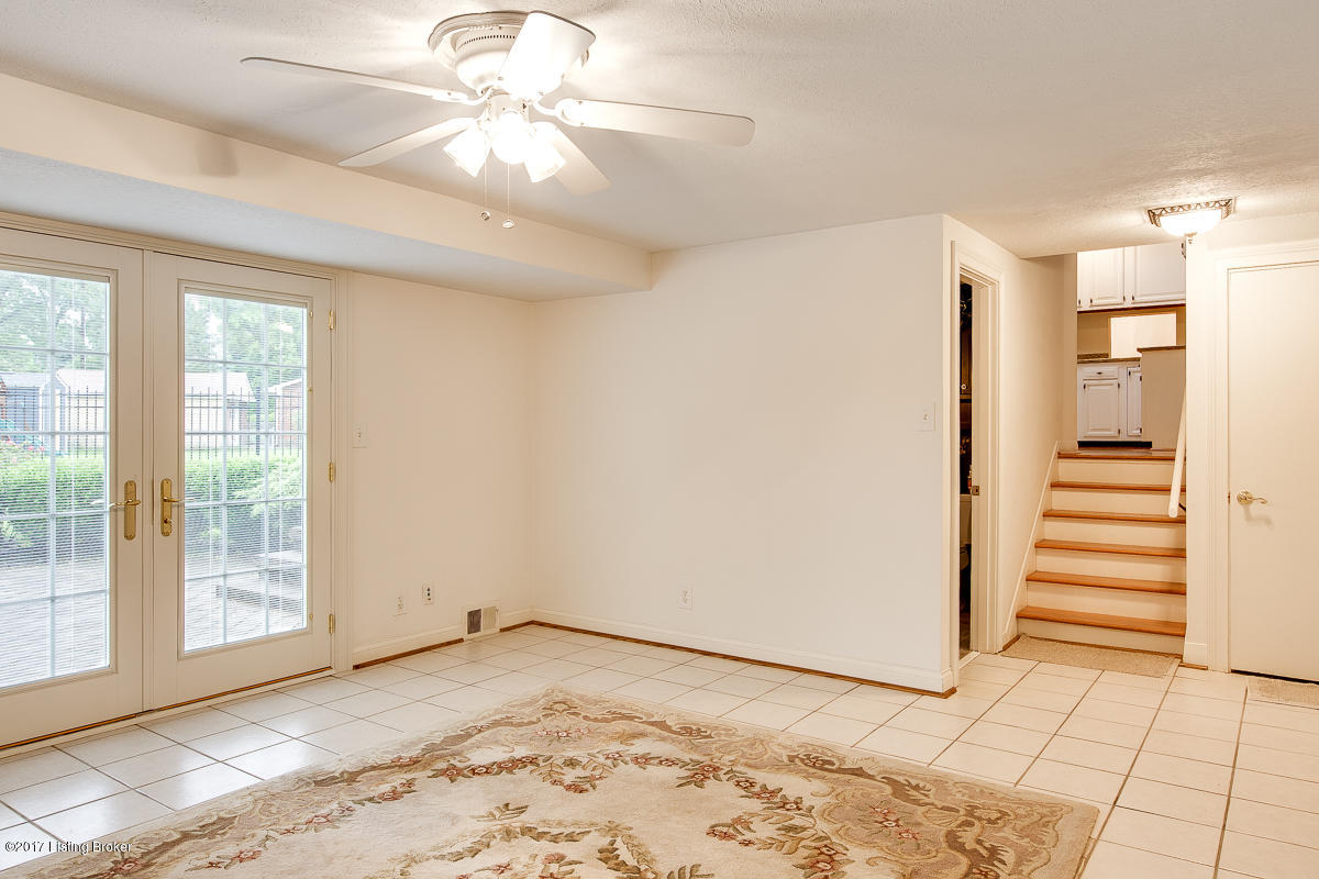 123 Blue Ridge Road Louisville, KY 40223 - Photo 17 of 32 123 Blue Ridge-17