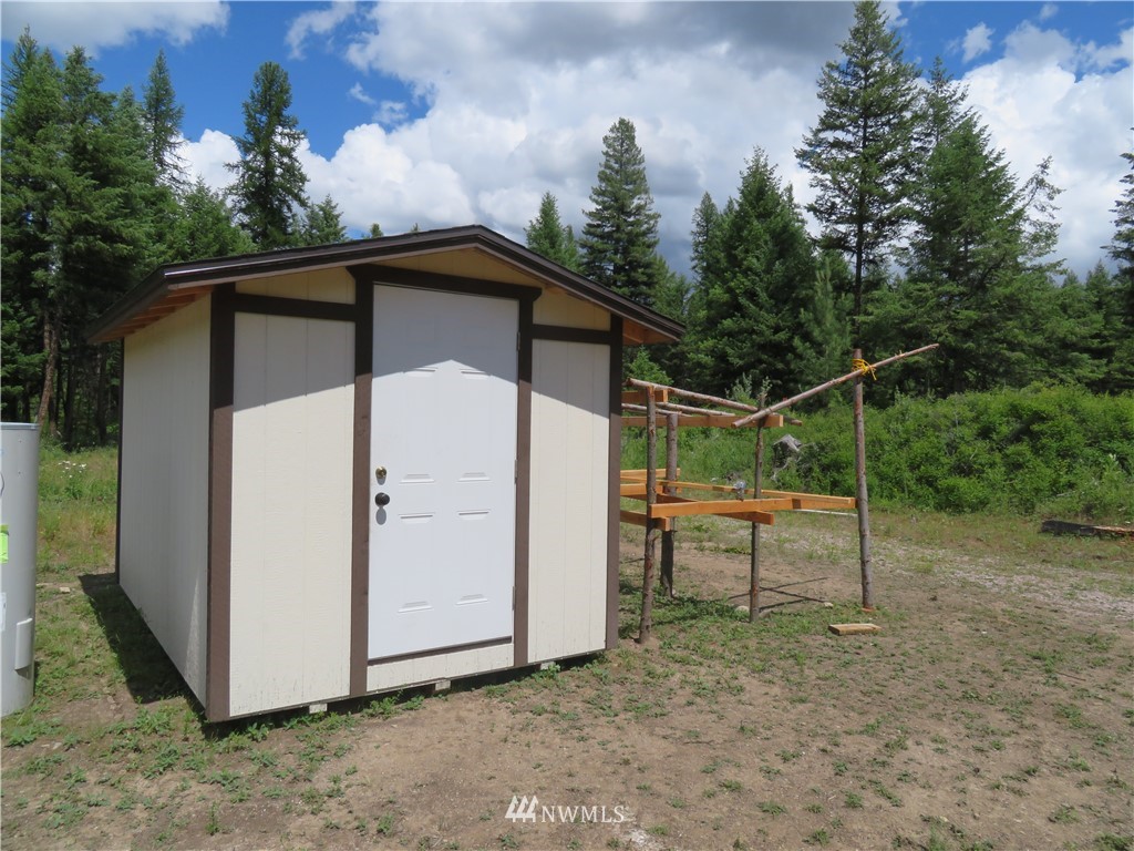 95 Douglas Road Curlew, WA 99118 - Photo 7 of 14 Gallery Image 7