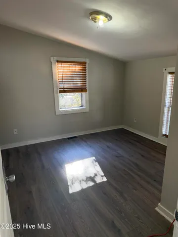 $2,200 | 303 North MacMillan Avenue, Wilmington, NC 28403