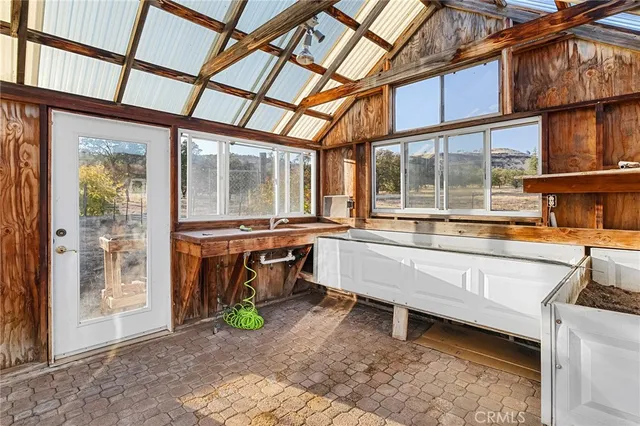 a view of a outdoor space