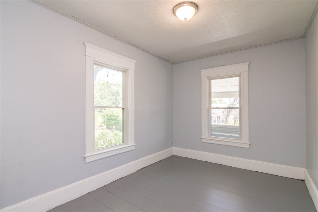 208 Prospect Street, Unit 2 Chicopee, MA 01013 - Photo 11 of 16