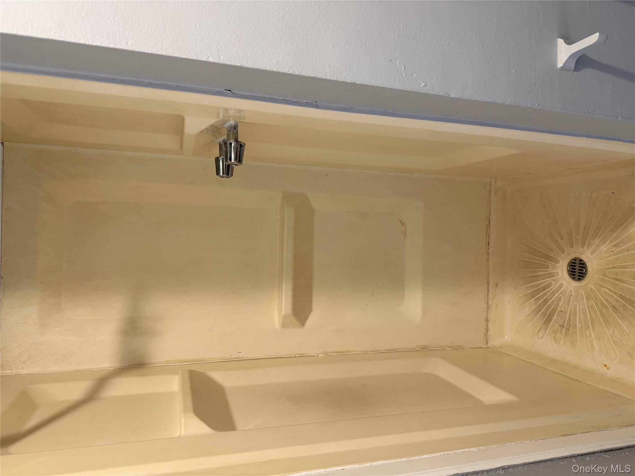 48 Cannon Street, Unit 3 Poughkeepsie, NY 12601 - Photo 7 of 8