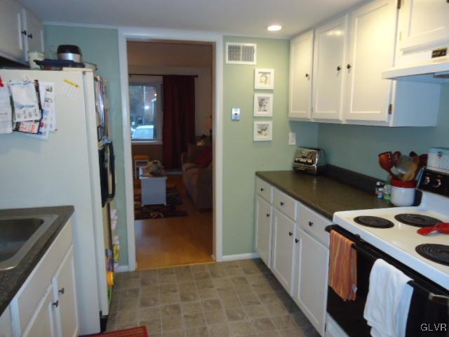 7547 Buttercup Road Lower Macungie Township, PA 18062 - Photo 7 of 21 Gallery Image 7