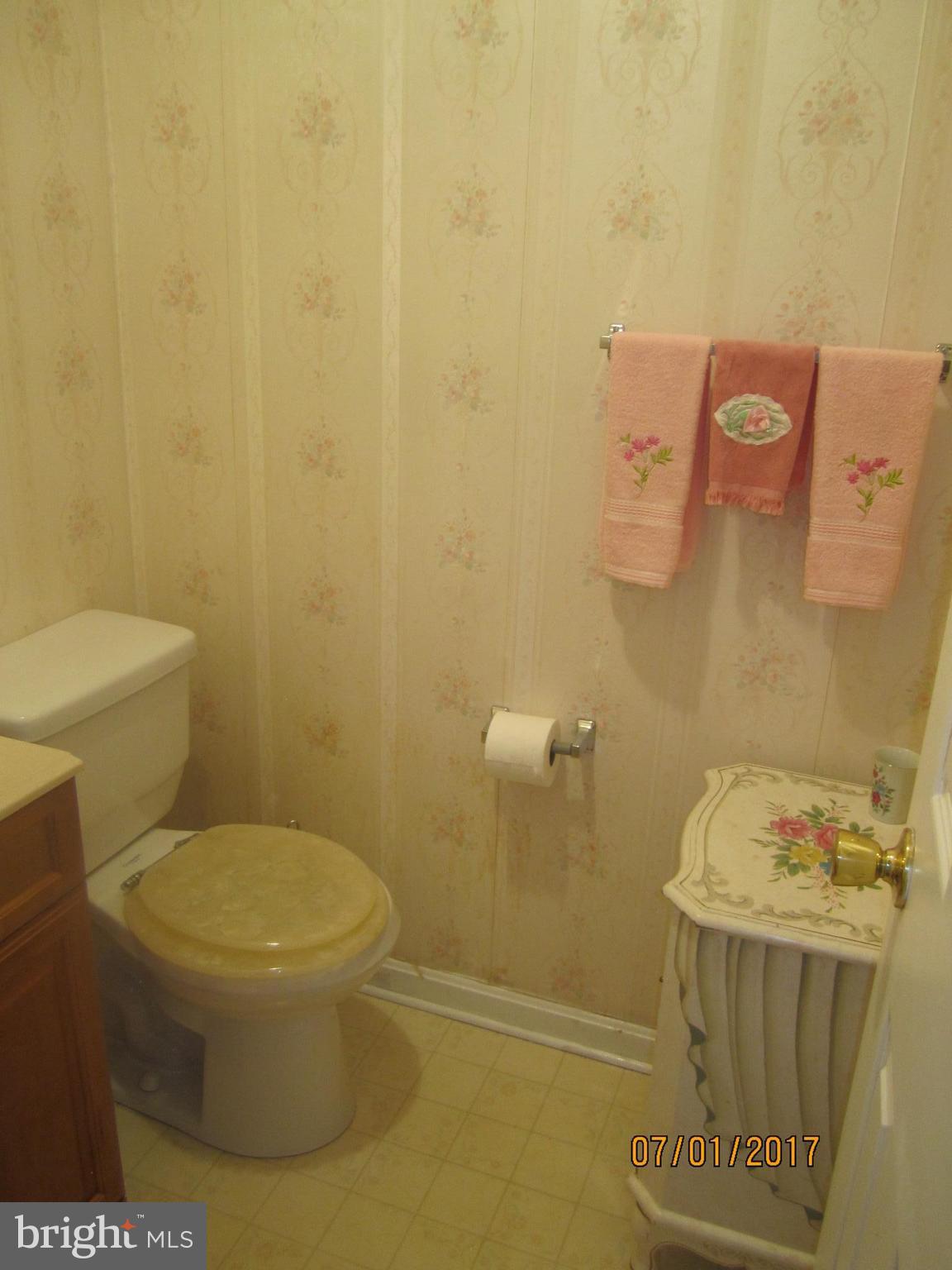 3625 Clifmar Road Baltimore, MD 21244 - Photo 10 of 27 Interior (General) Powder Room Main Level