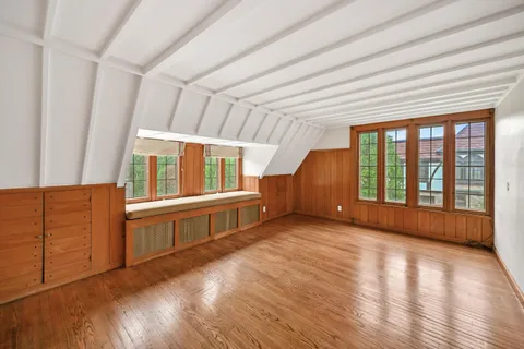 $1,395,000 | 3445 North Lake Drive, Milwaukee, WI 53211