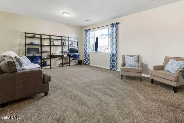 $559,000 | 505 Valley Plum Avenue, El Paso, TX 79932