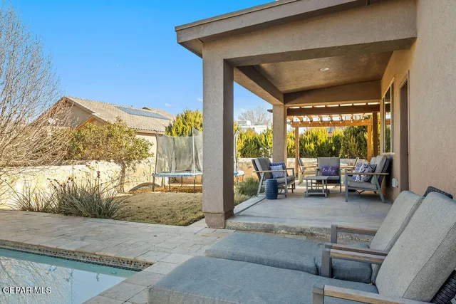 $559,000 | 505 Valley Plum Avenue, El Paso, TX 79932