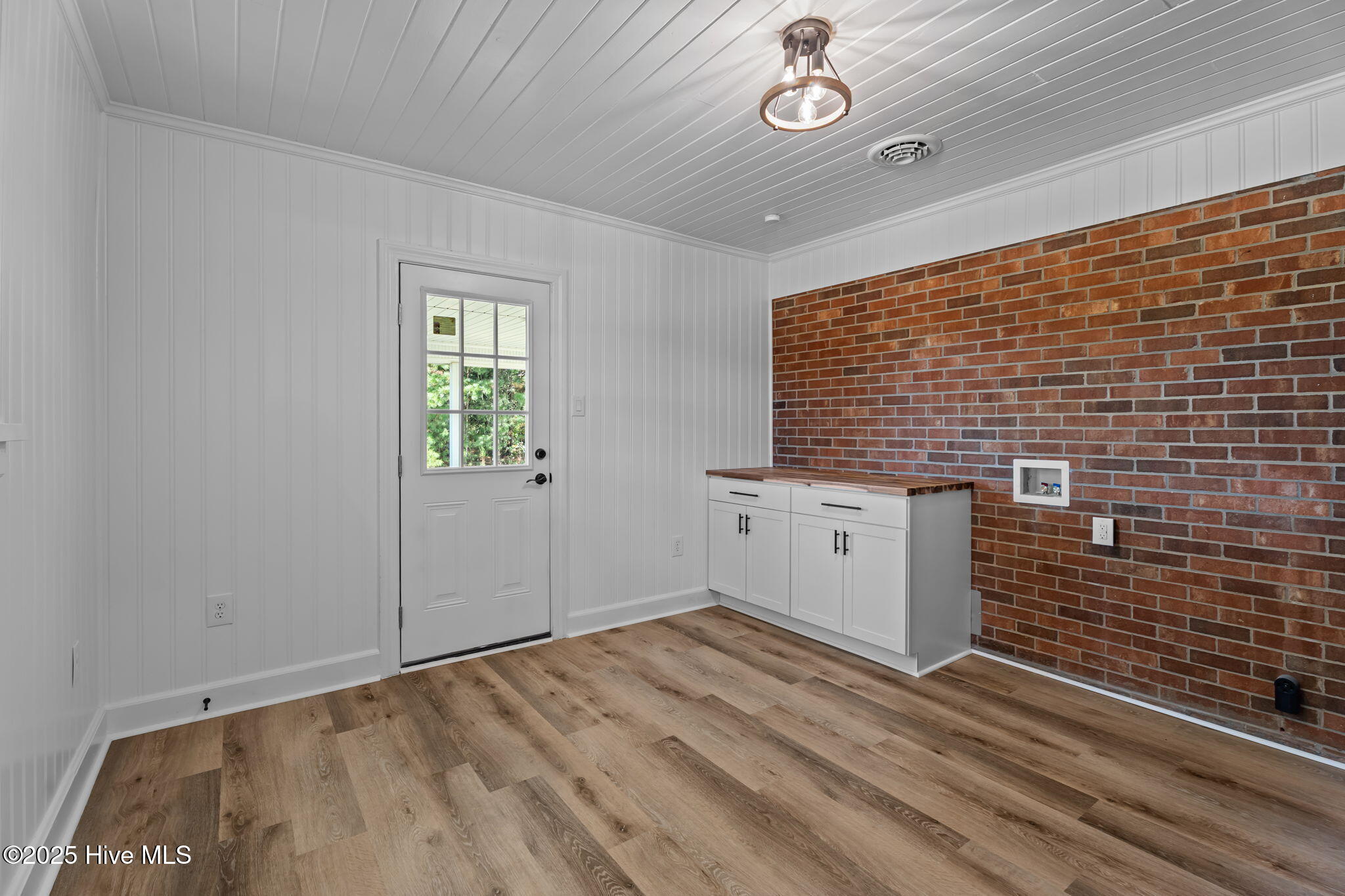 4874 Rosebud Church Road Wilson, NC 27893 - Photo 28 of 47 Laundry Room