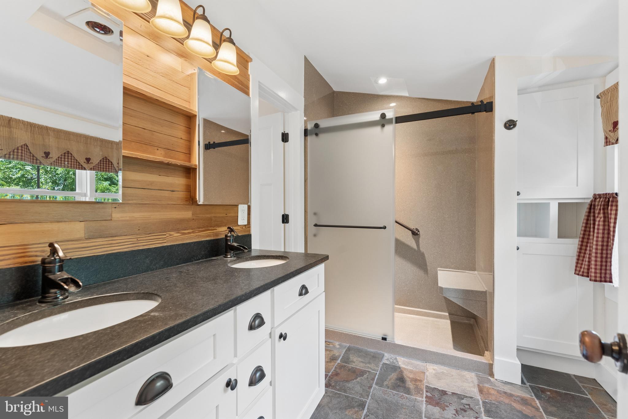18280 Clayton Hall Road Bluemont, VA 20135 - Photo 26 of 44 Upper level full bath