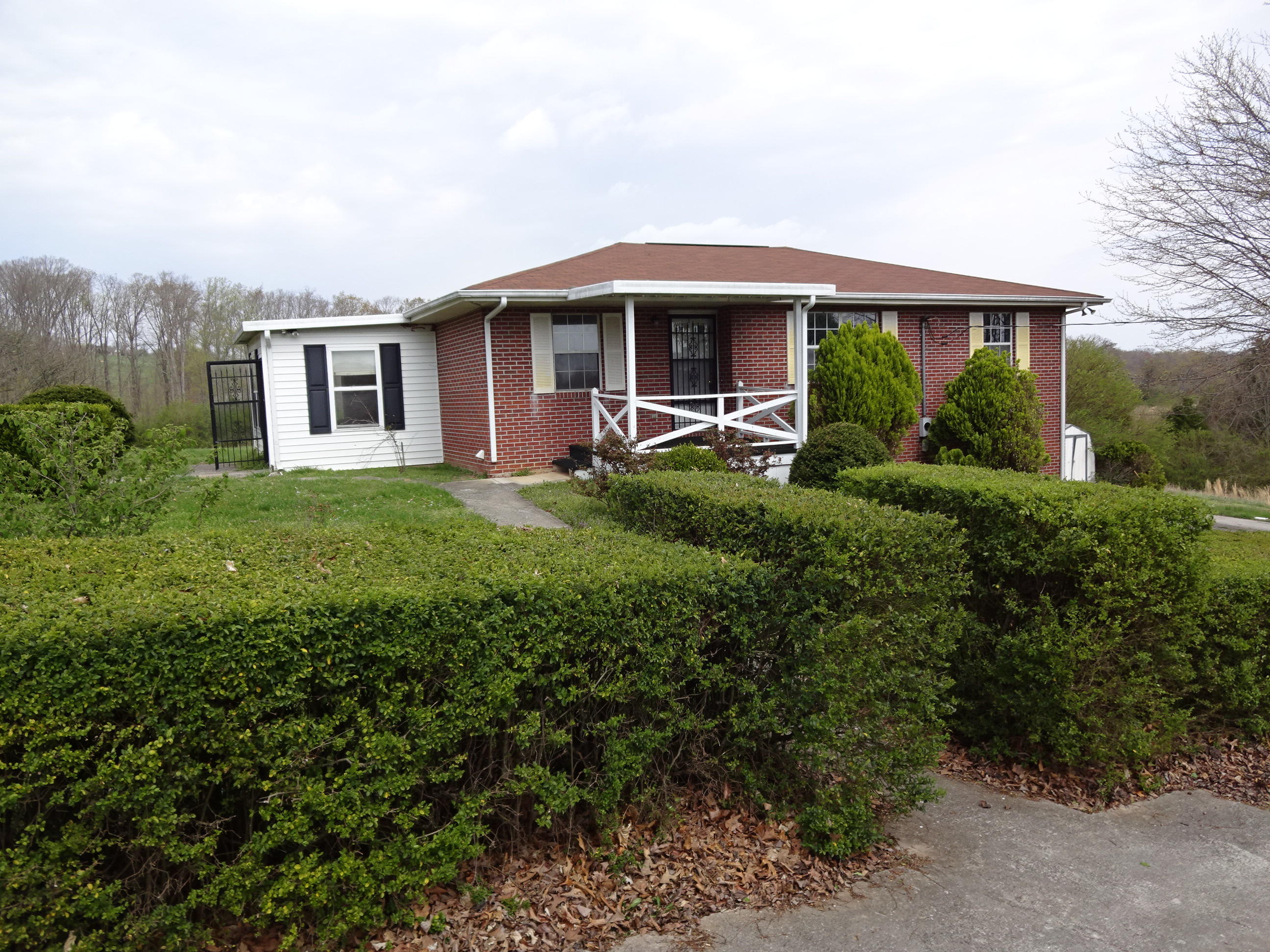 369 Billingsley Road Sweetwater, TN 37874 - Photo 1 of 13 FrontView.JPG