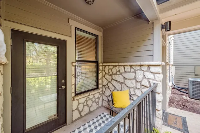 $1,649 | 8515 Interstate 35, Unit 9106, Austin, TX 78744