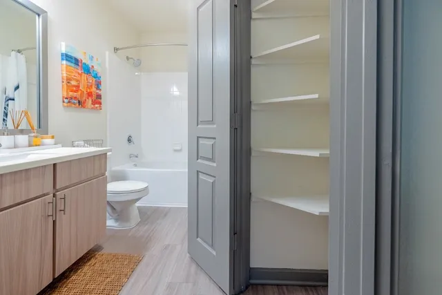 $1,649 | 8515 Interstate 35, Unit 9106, Austin, TX 78744