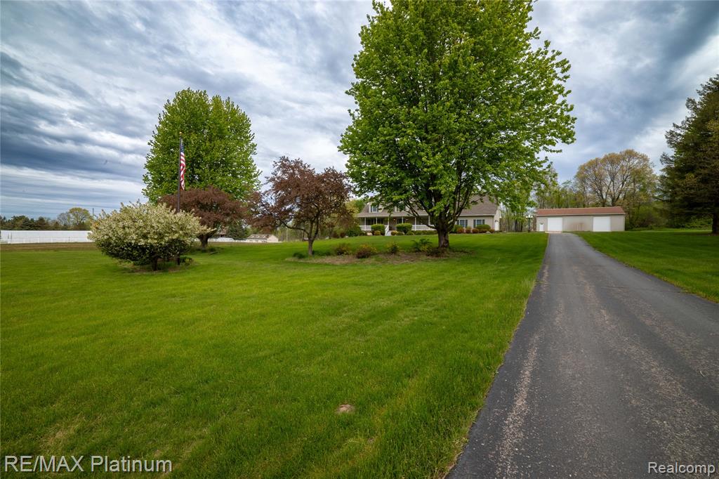 12987 Holtforth Road Fenton, MI 48430 - Photo 41 of 46