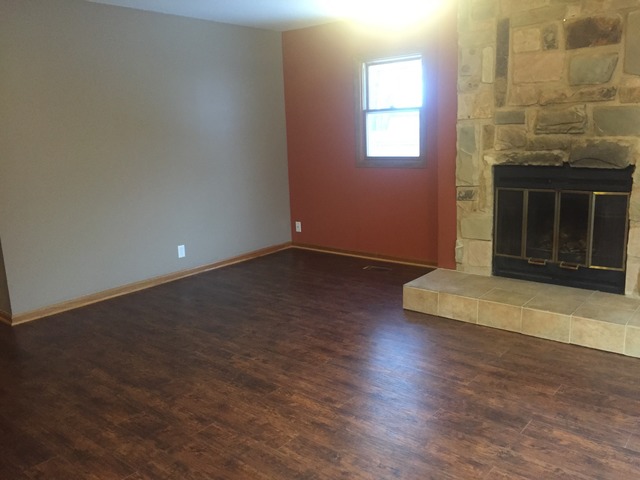 524 East Briarcliff Road Bolingbrook, IL 60440 - Photo 4 of 22