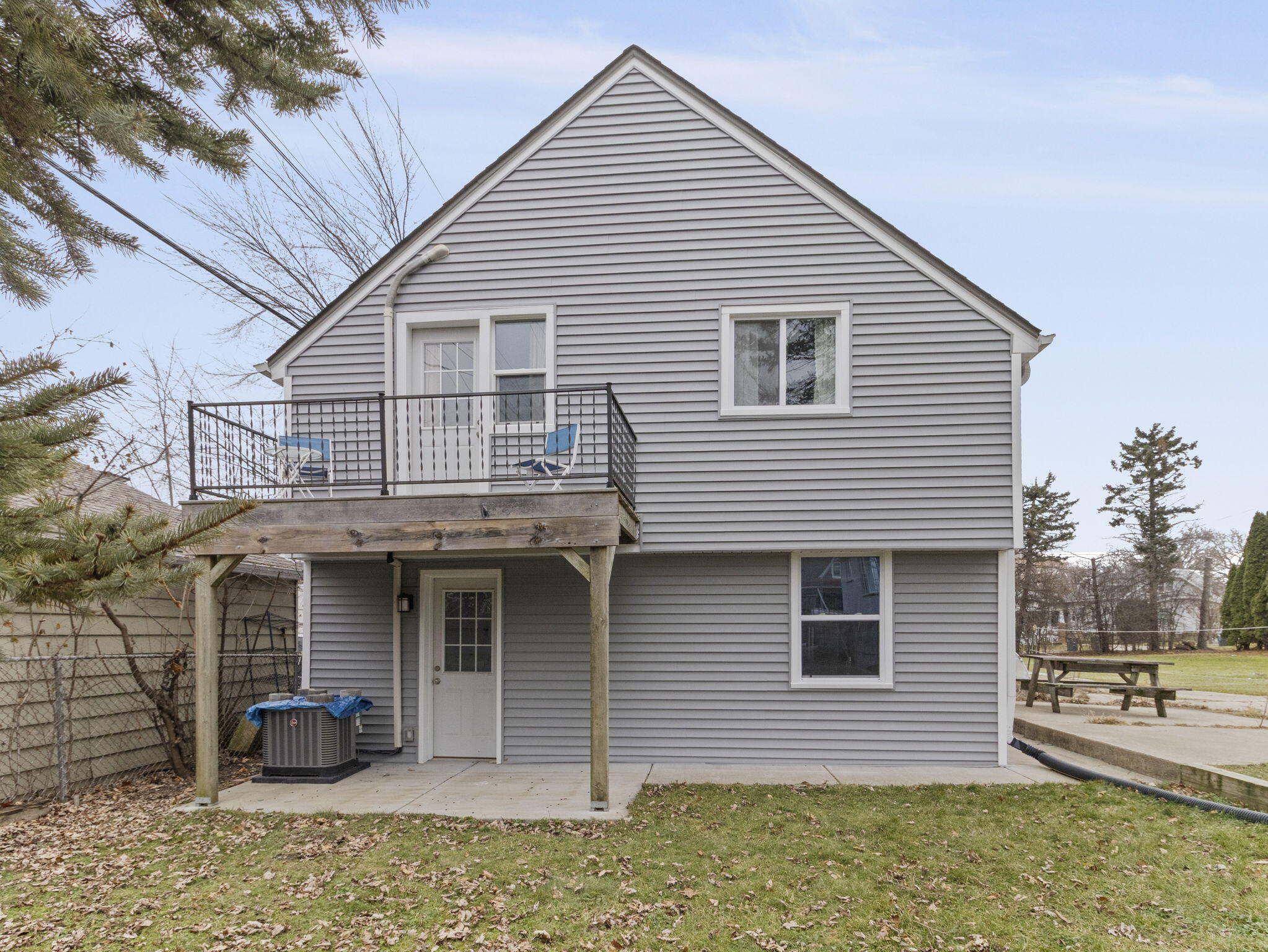 3923 South 41st Street Greenfield, WI 53221 - Photo 22 of 26 Beautiful Balcony