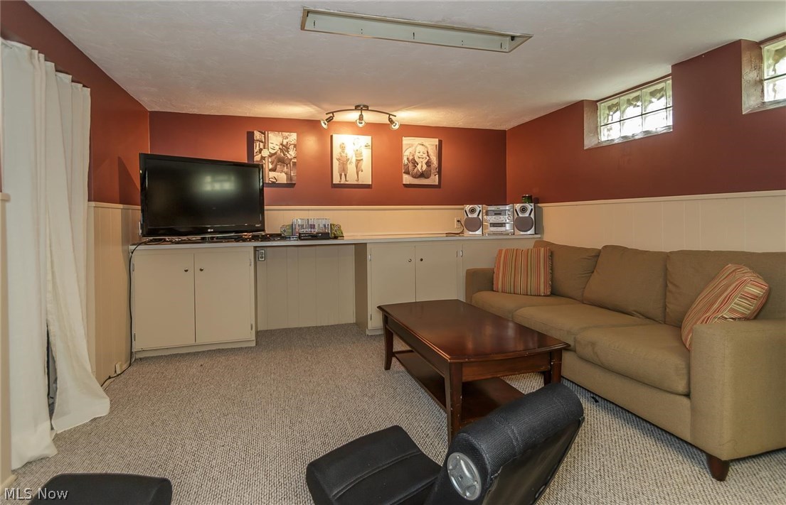 4986 North Sedgewick Road Cleveland, OH 44124 - Photo 19 of 29 Gallery Image 19