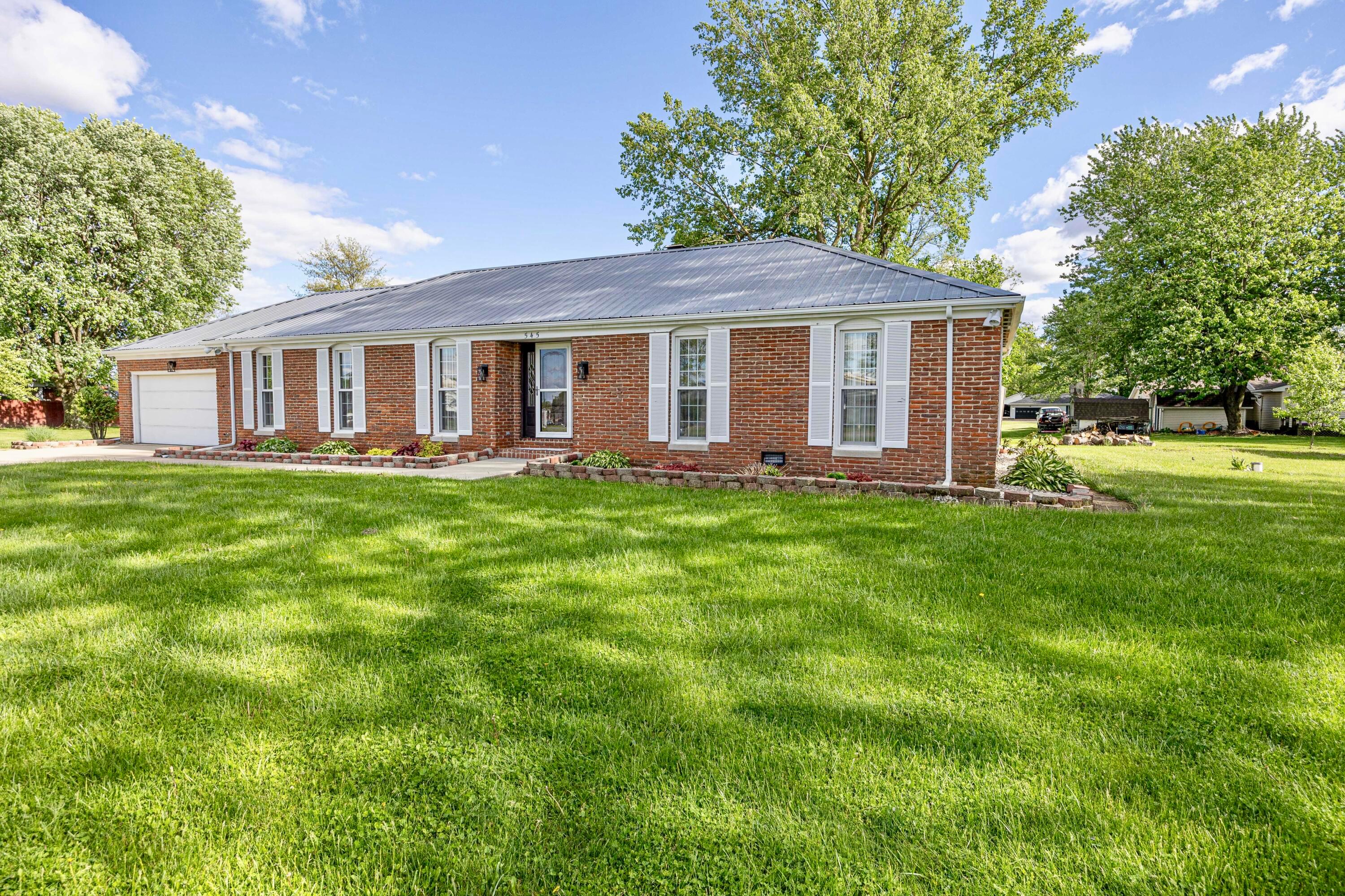 545 Oakridge Road Lakeview, OH 43331 - Photo 5 of 56 2