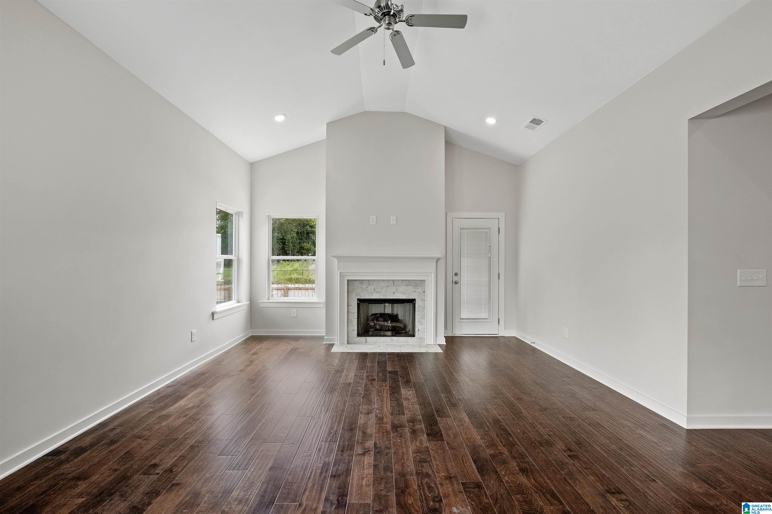 1157 Camellia Ridge Drive Pelham, AL 35124 - Photo 10 of 27