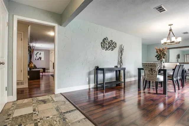 $2,800 | 2906 Sharpview Lane, Dallas, TX 75228