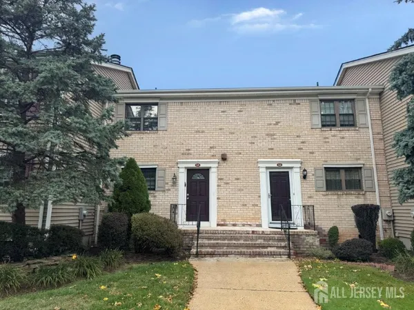 $429,900 | 54 Parsler Place, Fords, NJ 08863