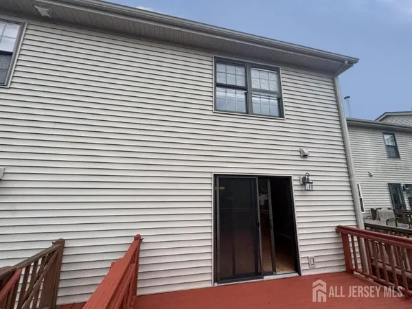 $429,900 | 54 Parsler Place, Fords, NJ 08863