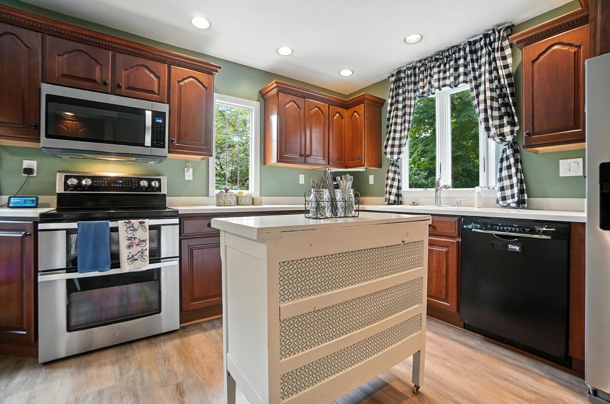 141 Hawthorne Road Springfield, OH 45504 - Photo 18 of 92 Gallery Image 18