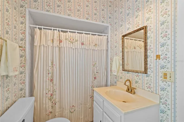 $995,000 | 3235 Avocado Drive, Fort Myers, FL 33901