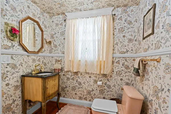 $975,000 | 3235 Avocado Drive, Fort Myers, FL 33901