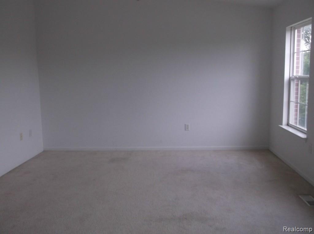 22702 Goddard Road Taylor, MI 48180 - Photo 17 of 19 DSCF7290.jpg