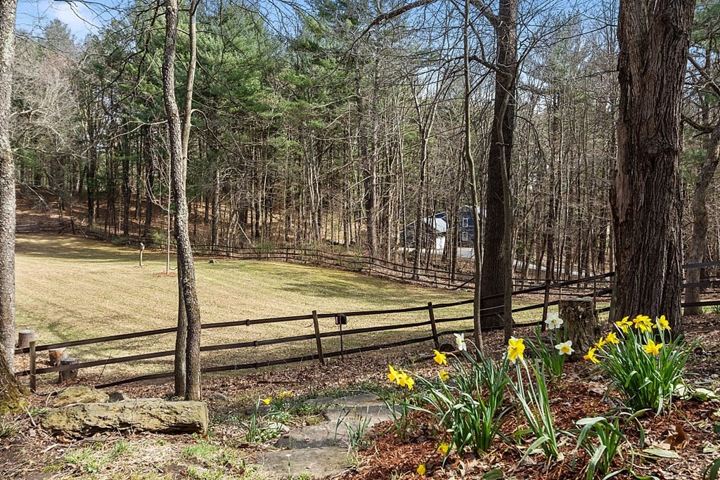89 Sampson Road Bolton, MA 01740 - Photo 30 of 34