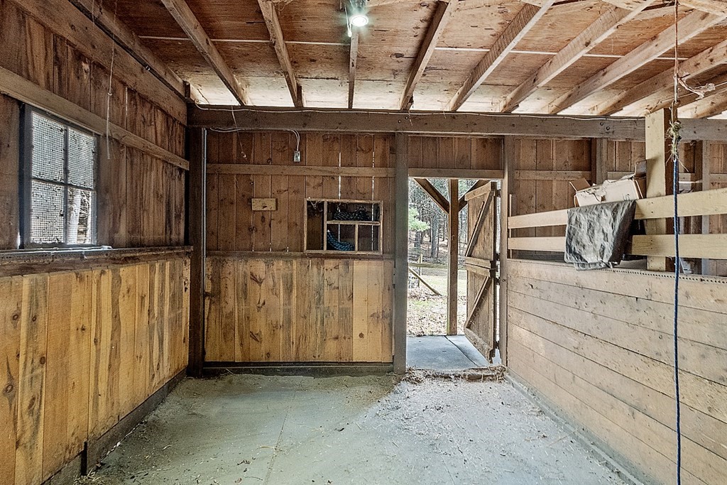 89 Sampson Road Bolton, MA 01740 - Photo 31 of 34